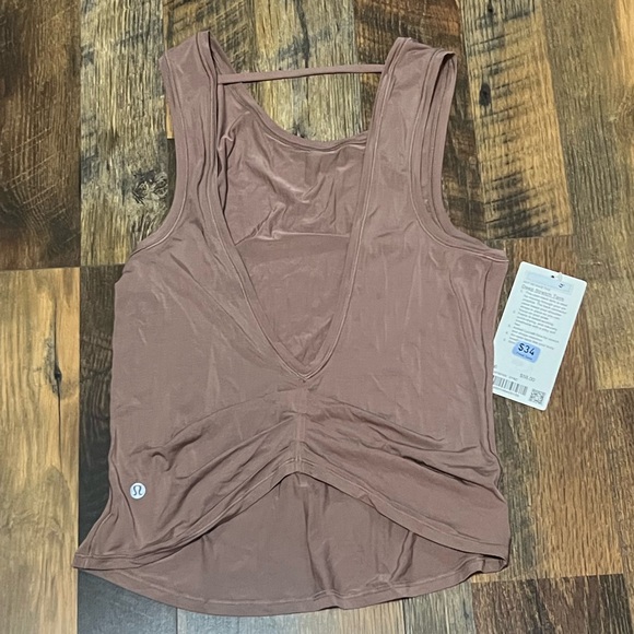 NWT Lululemon Nulu Deep Stretch Tank - Picture 6 of 12